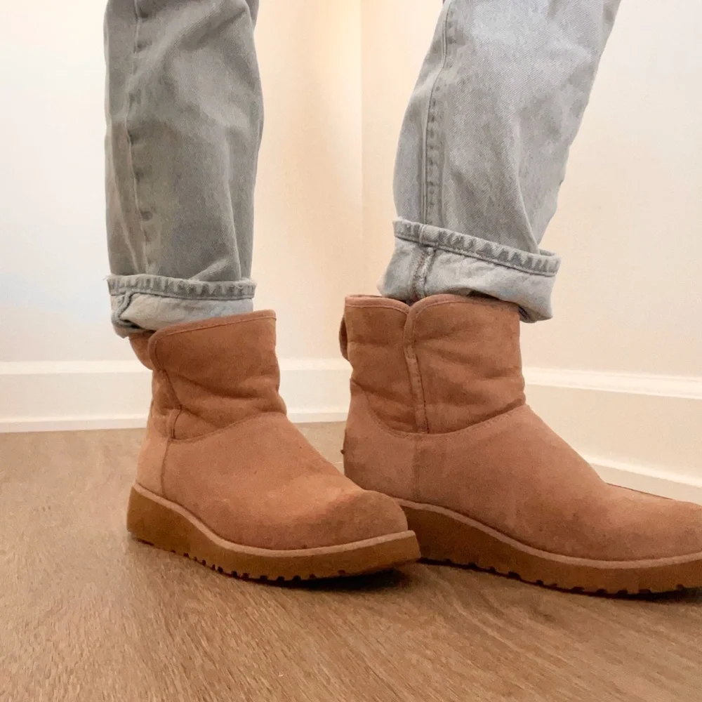 Ugg Light Pink Wedged Short Booties